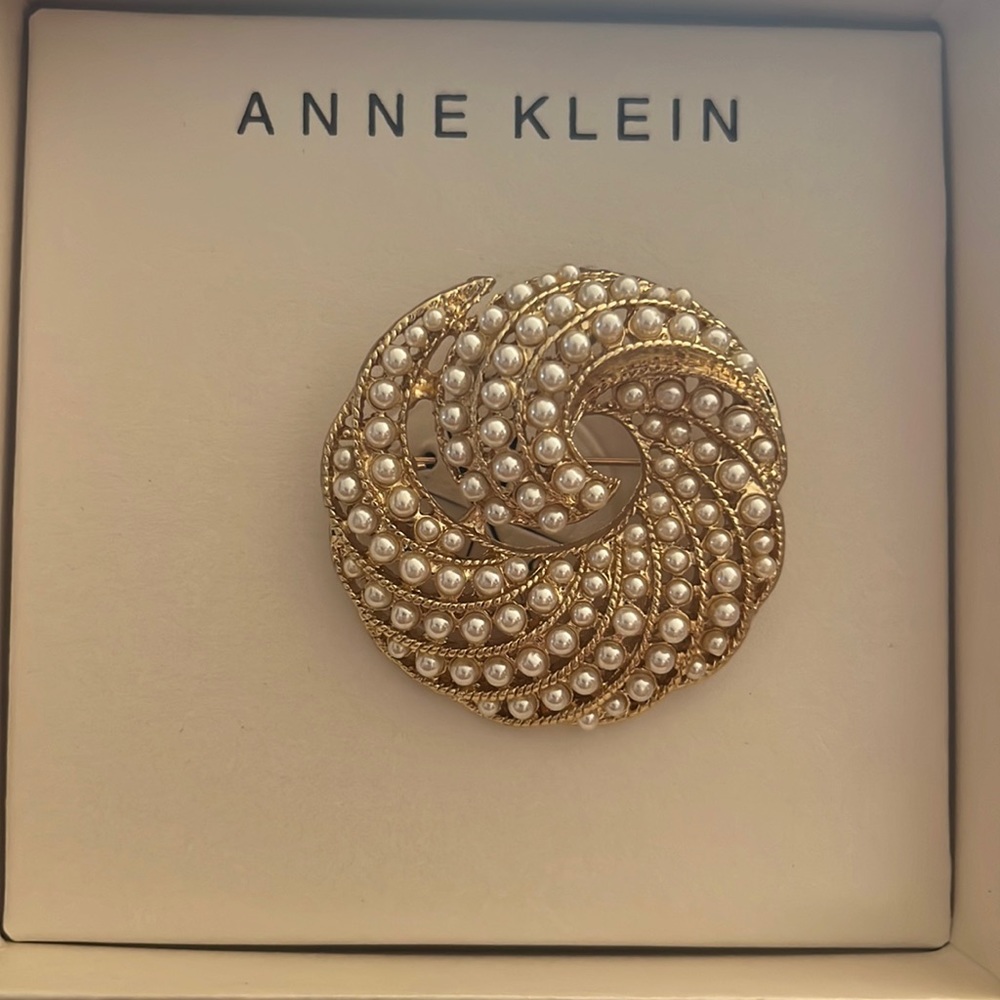 ANNE KLEIN Faux Pearls.